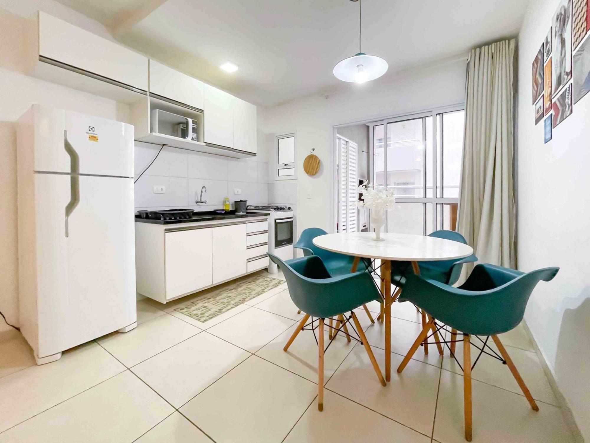 Apartamento Ubatuba, Ar, Varanda Gourmet, Piscinas E 300mt Ubatuba