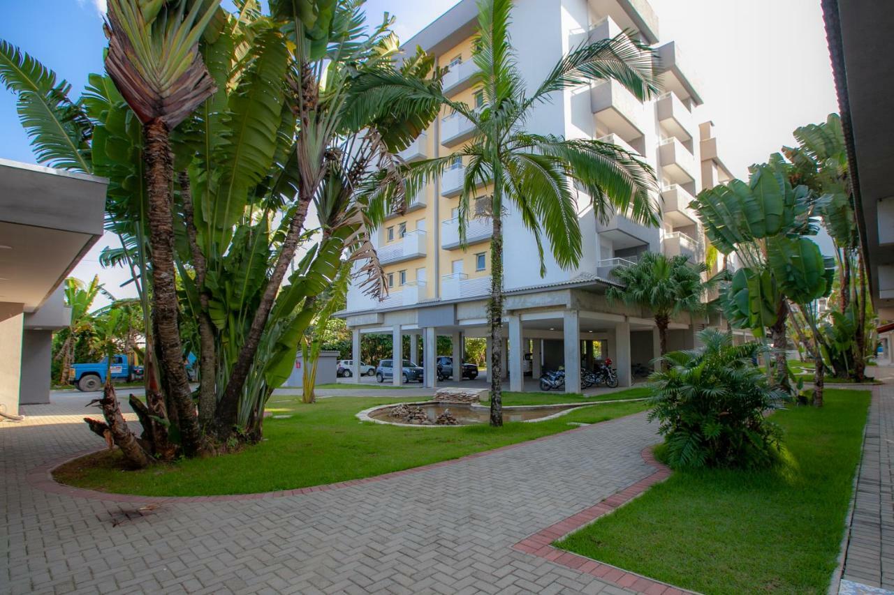 Apartamento Ubatuba, Ar, Varanda Gourmet, Piscinas E 300mt